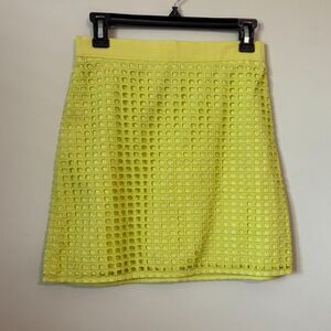 Loft Women's Lime Green Eyelet Mini skirt Size 0 Petite No pockets 100% cotton